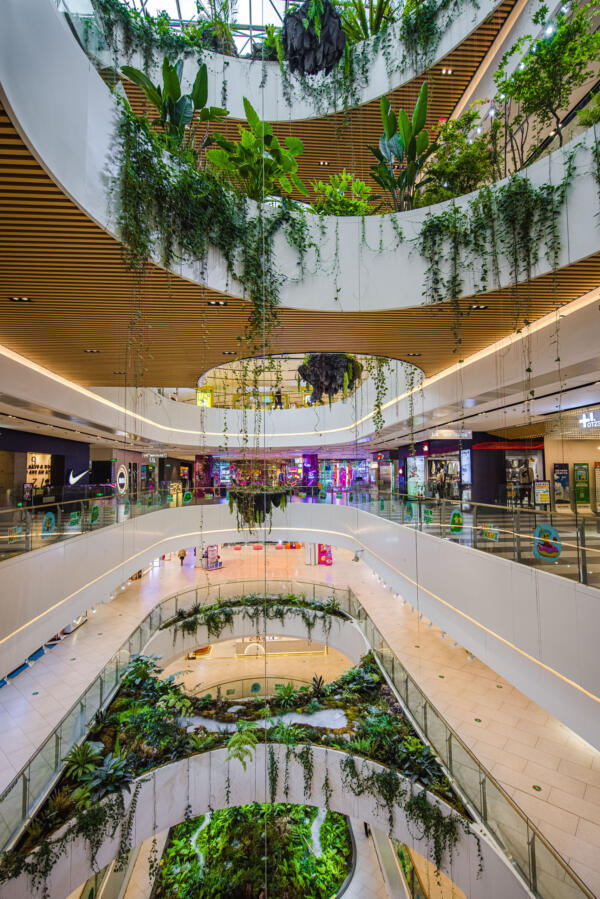 Shopping mall design with plants in Mongolia - iXtenso – retail trends